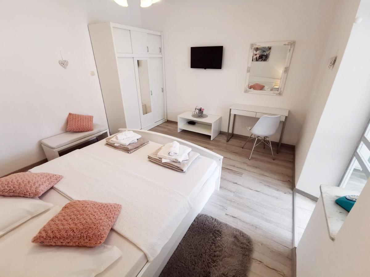 Apartments Srijemsi مْليني المظهر الخارجي الصورة